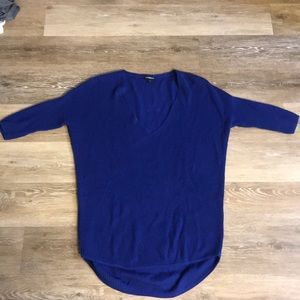 Over-sized quarter length-sleeve express sweater